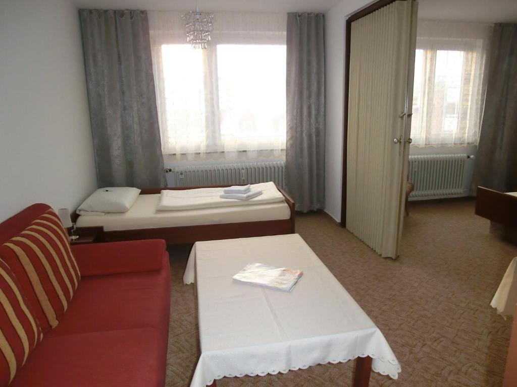 Donauhotel Neu-Ulm Экстерьер фото